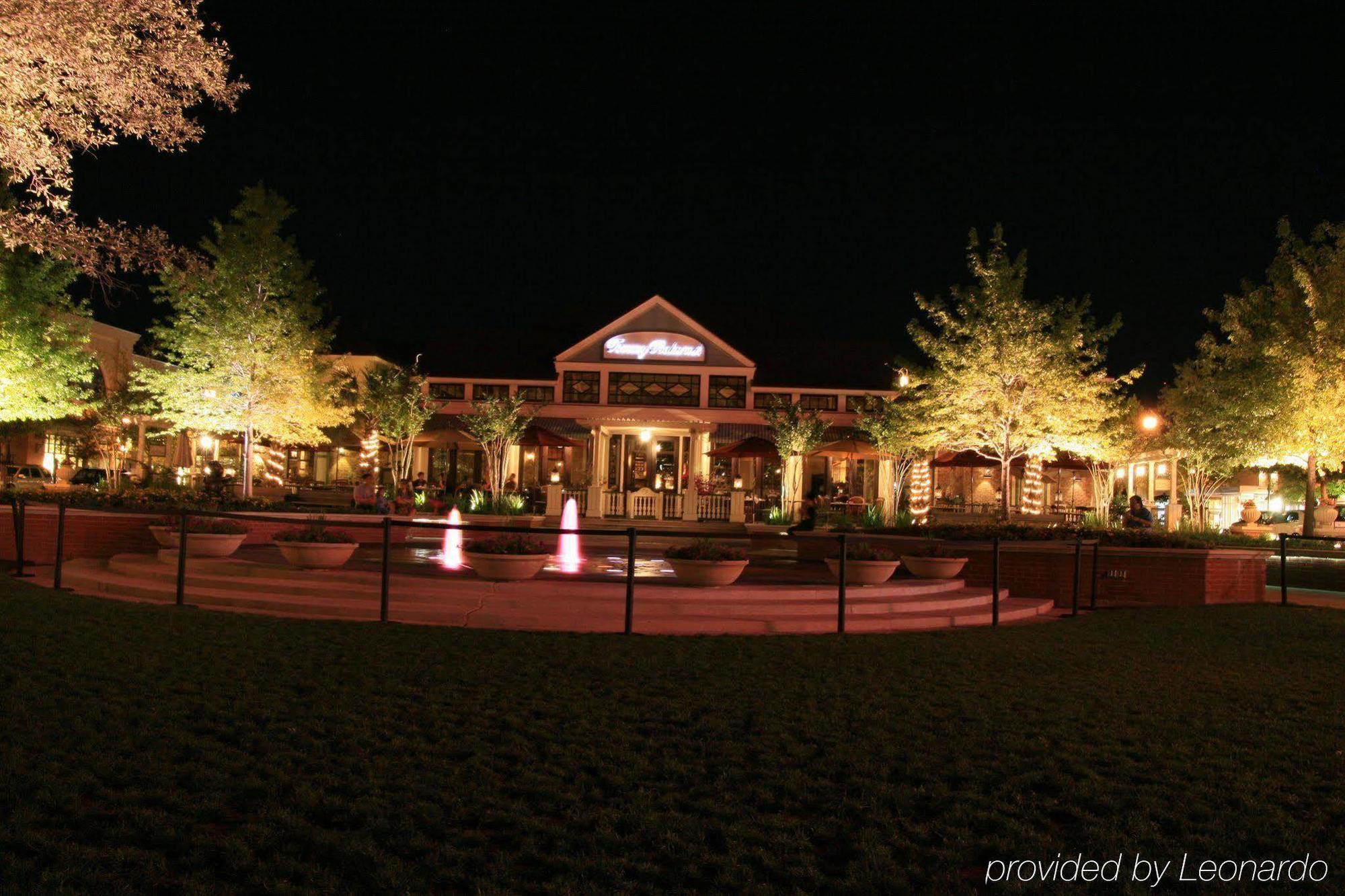 Baymont Inn & Suites By Wyndham The Woodlands Shenandoah Exterior photo